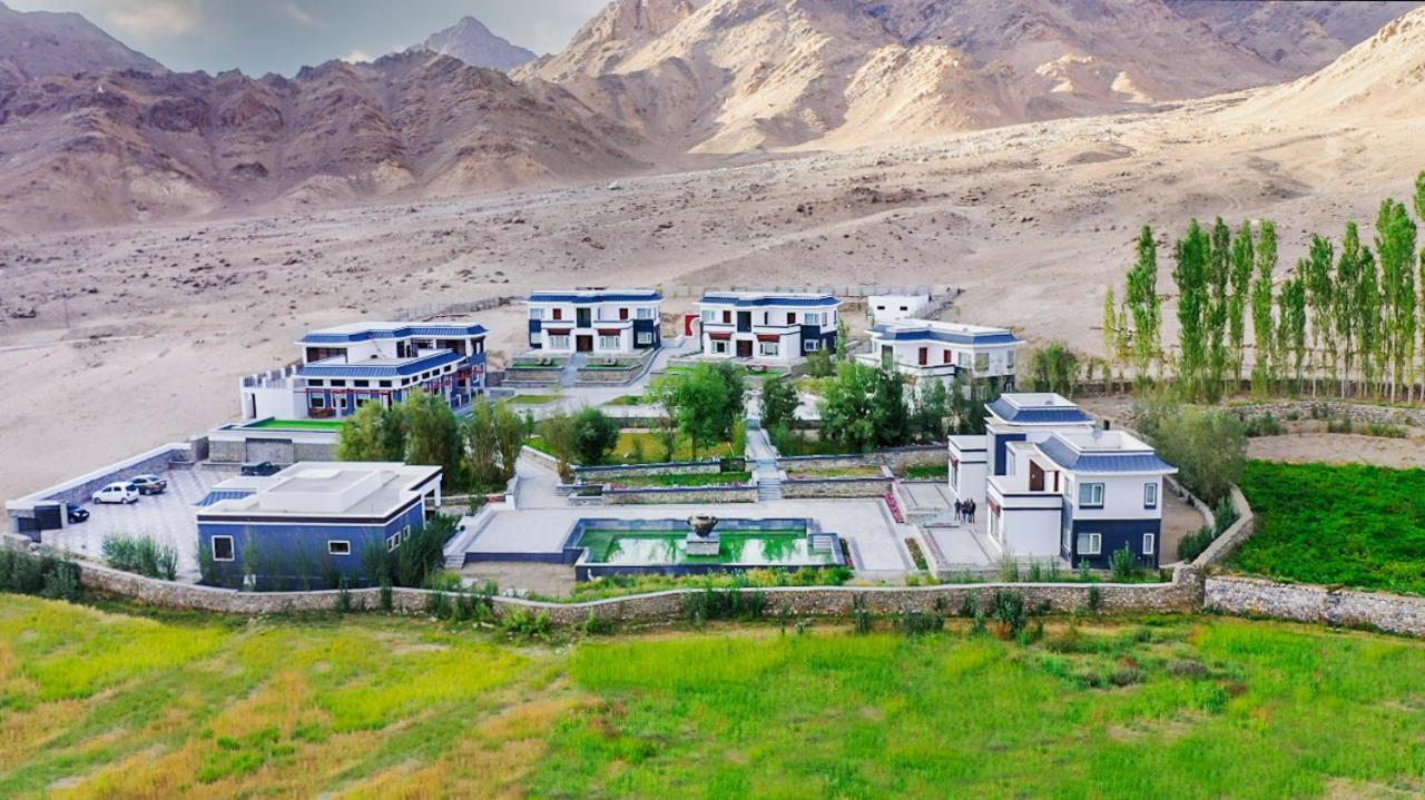 Angkasa Ladakh Resort Лех Экстерьер фото